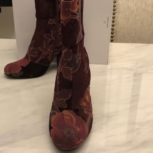 New Steve Madden Booties - Picture 4 of 7